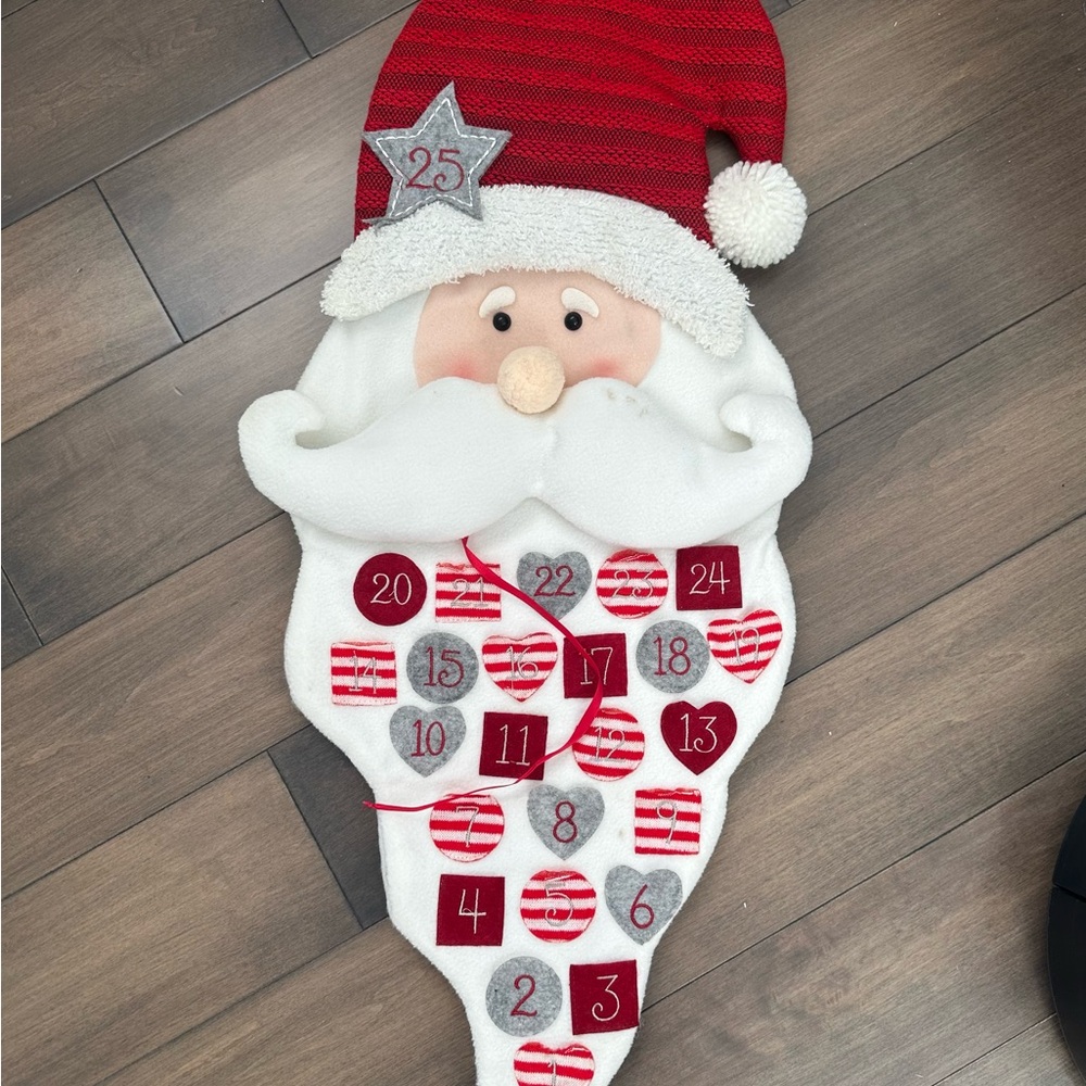 🌞 Sale 3 for $15 6 Peppa pig books  pig books Charming Santa Advent Calendar